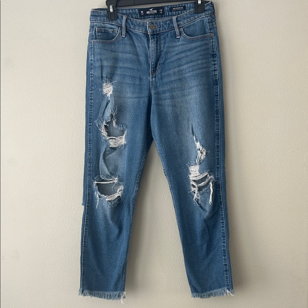 Hollister Distressed Ankle Jeans - medium wash Size 29x27